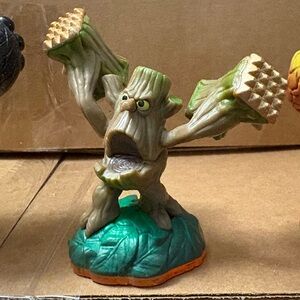 Skylanders Giants Stump Smash Figure